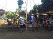 Prajurit TNI Ponorogo Bantu Warga Bangun Mushala