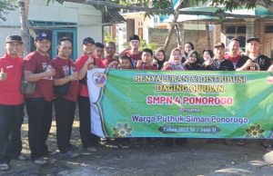 SMPN 4 Ponorogo Sarat Prestasi-Kuat Religi: Latih Siswa Berkurban & Gema Takbir Keliling