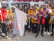 Lebih Meriah, Ribuan Onthelis Ikuti Parade Sepeda Tua Nusantara ke-IV Dalam Rangka Grebeg Suro 2025 di Ponorogo
