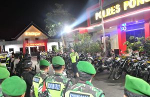 Wujudkan Suasana Kondusif, TNI – Polri di Ponorogo Gelar Patroli Skala Besar