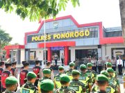 Apel Gelar Pasukan Serentak Operasi Patuh Semeru 2025 di Ponorogo