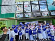 Wujud Nyata PLN untuk Rakyat, YBM dan Srikandi PLN Berbagi Kebahagiaan Lewat Belanja ATK Bersama Anak Dhuafa