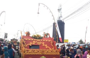 SMKN 1 Badegan Lestarikan Budaya Jawa Timur di Grebeg Tutup Suro Bantarangin