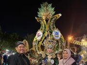Ikonik, Pesona Merak Karya Inovatif SMPN 3 Ponorogo Berkilau di School Fashion Carnival