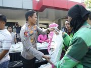 Polres Ponorogo Kembali Gelar Baksos Apresiasi Tukang Becak dan Ojol Solid Jaga Kambtimas
