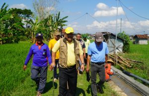 Anggota DPR RI H. Ali Mufthi Tinjau Program P3-TGAI di Mangkujayan, Ronowijayan: Air Lancar, Petani Semakin Sejahtera