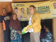Sambut HUT Golkar ke-61, DPD Golkar Ponorogo Bagikan Sembako di Desa Ilo-ilo, Slahung