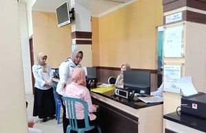 Plt Bupati Ponorogo Lisdyarita Sidak Dispendukcapil: Pastikan Pelayanan Publik Normal