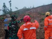 Longsor Timbun 2 Rumah & 7 Kendaraan di Wagir Kidul, Pulung Ponorogo