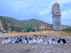 Syukur Ekonomi Meningkat, Pedagang Monumen Reog Ponorogo Istighosah & Santunan Anak Yatim