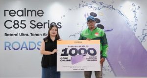 Realme Tutup Roadshow C85 Series dengan Program CSR Penyaluran 1.000 Paket Ganti Oli Gratis untuk Ojek Online