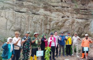 Sayangi Alam, Plt Bupati Ponorogo Lisdyarita Apresiasi Aksi Tanam Pohon di Bekas Lahan Tambang