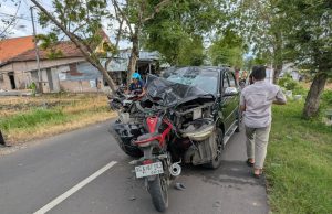 Adu Banteng V-Ixion Menancap di Rush: TKP Carat Kauman Ponorogo