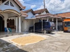 Aksi Pencurian Gabah di Prajegan Ponorogo Terekam CCTV, Viral di Medsos