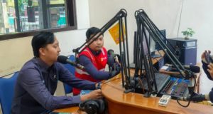 PLN UP3 Ponorogo Dorong Kemudahan Layanan dan Promo Awal Tahun Lewat Talkshow Radio di Trenggalek