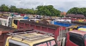 Hasil Aksi Damai 617 Dump Truk di DPRD Ponorogo: Sepakati Aturan Baru Tambang Pasir