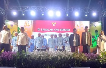 Pengajian Akbar & Spapo Bersholawat Puncak HUT Ke-47 SMPN 4 Ponorogo Bersama Gus M.Salsaladin dan Gus Farhan Liulil Albab