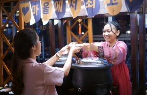 Keseruan Korean Night Party: The K-Groove di Aston Madiun