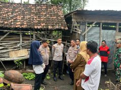 Polres & Dinsos Ponorogo Evakuasi 2 ODGJ di Jambon ke RSJ Menur