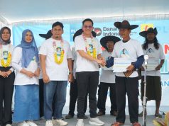 YBM PLN UP3 Ponorogo Salurkan Santunan untuk Nelayan pada Peresmian Kampung PLN Mobile di Ploso Pacitan