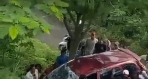 Xenia Terjun Jurang 15 Meter di Bukit Kuwik Ponorogo: Dua Penumpang Selamat