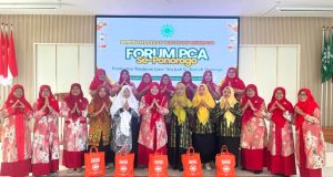 PDA Ponorogo Bagikan 555 Bingkisan Cinta untuk Guru ‘Aisyiyah Se-Kabupaten