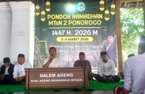 Teladani Jejak Pemimpin Bangsa, Ratusan Siswa MTsN 2 Ponorogo ‘Nyantri’ di Dalem Ageng Kiai Ageng Muhammad Besari
