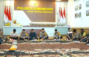 Tausiyah Unik Iptu Toni: Filosofi SPBU Ramadan, Pertamax Hingga Pertalite di Hadapan Kapolres Ponorogo & Awak Media