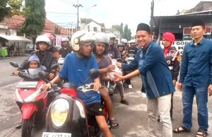 SMK PGRI 2 Ponorogo Berbagi 1.200 Takjil & Salurkan 8,9 Ton Zakat Fitrah