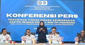 Modus Pernikahan Tersangkut Pidana Keimigrasian, Imigrasi Ponorogo Limpahkan Tersangka WN Malaysia ke Kejari Pacitan
