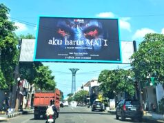 Bikin Horor, Reklame “Aku Harus Mati” di Eks Gelora Ponorogo Akhirnya Diturunkan Vendor