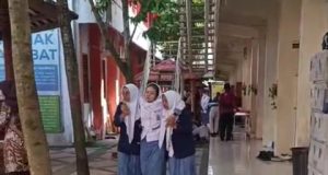 Simulasi! Drama Keracunan Massal di Sekolah, Cara RSU Aisyiyah Ponorogo Uji Kesiapan Penanganan KLB