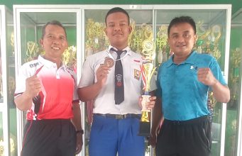 Anak Tukang Cukur di Ponorogo Tembus Kejurnas Atletik: Rizki, Siswa SMPN 1 Jetis Siap Wakili Indonesia di Kejuaraan Asia Tenggara SEA Youth