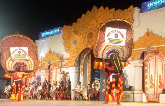 Cetak Sejarah Baru, Debut Perdana Reog Jugo Joyo Manggolo SMPN 2 Balong Sukses Pukau Panggung FRR XXII