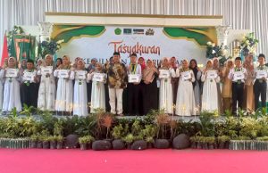 SD Ma’arif Ponorogo Cetak Bintang TKA Tembus Nilai Sempurna: Haru Sungkeman Warnai Tasyakuran Kelulusan & Pelepasan 141 Siswa Kelas VI