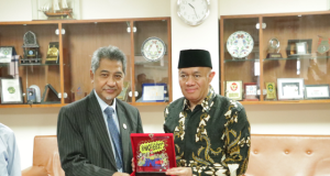 JNE Hadir di UNIDA Gontor Perkuat Layanan Logistik dan Dukung Aktivitas Akademik serta Kewirausahaan Kampus