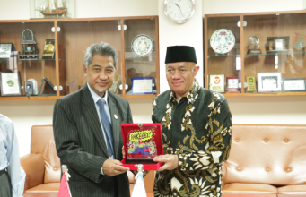 JNE Hadir di UNIDA Gontor Perkuat Layanan Logistik dan Dukung Aktivitas Akademik serta Kewirausahaan Kampus