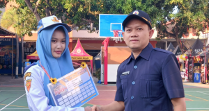 Disiplin & Integritas: Fondasi Utama MPLS SMK PGRI 2 Ponorogo, Sekolah Industri Berbasis Pesantren