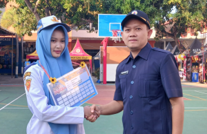 Disiplin & Integritas: Fondasi Utama MPLS SMK PGRI 2 Ponorogo, Sekolah Industri Berbasis Pesantren