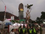 Anggota BPK RI & Plt Bupati Ponorogo Tanam Pohon Kalpataru di Monumen Reog