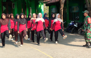 Cetak Generasi Unggul & Disiplin, SMKN 1 Mlarak Gandeng Babinsa Kodim Ponorogo