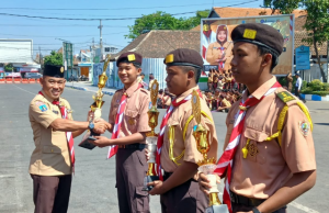 Juara 1 Kirab Karnaval & Publikasi Digital, SMAN 3 Ponorogo Buktikan Kualitas Pramuka Penegak