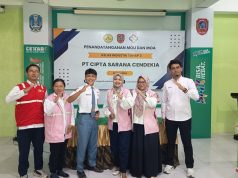 Sambut Hari Pelanggan Nasional, PLN UP3 Ponorogo Hadirkan Edukasi Listrik Aman dan Layanan Digital di SMKN 2 Pacitan