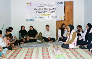 Jelang Hari Pelanggan Nasional, Srikandi PLN Berbagi Inspirasi melalui Program Srikandi Mengajar di LKSA Semesta Alam Ponorogo