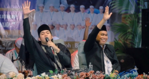 Ribuan Jamaah Hadiri SMKN 1 Mlarak Bersholawat Bersama Gus Ulil, Kacabdin Bangga 16 Tahun Pengabdian Skazama Jadi Sekolah Pilihan