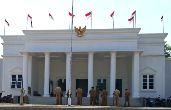 Megah Ala Istana Negara, Kantor Desa Paringan Ponorogo Ini Dibangun Tanpa Mengusik Anggaran Dana Desa