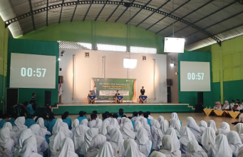 Serunya Pesta Demokrasi MAN 2 Ponorogo: Debat Terbuka Tiga Kandidat Ketua OSIM Beradu Visi-Misi Layaknya Pilpres