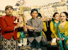 Keren! Ki Aksana Bagus Dalang Pelajar SMAN 3 Ponorogo Suguhkan Lakon Sang Gathutkaca di Pagelaran Wayang HUT Ke-36 Smaga