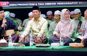 Gus Ulil Bangga Jadi Alumni SD Ma’arif Ponorogo: Nyekolahne Anak Teng Mriki, Dunyo Akhirate Beres