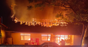 Rumah Dinas Puskesmas Ponorogo Selatan Ludes Terbakar, Dokumen dan Motor Hangus Tanpa Sisa